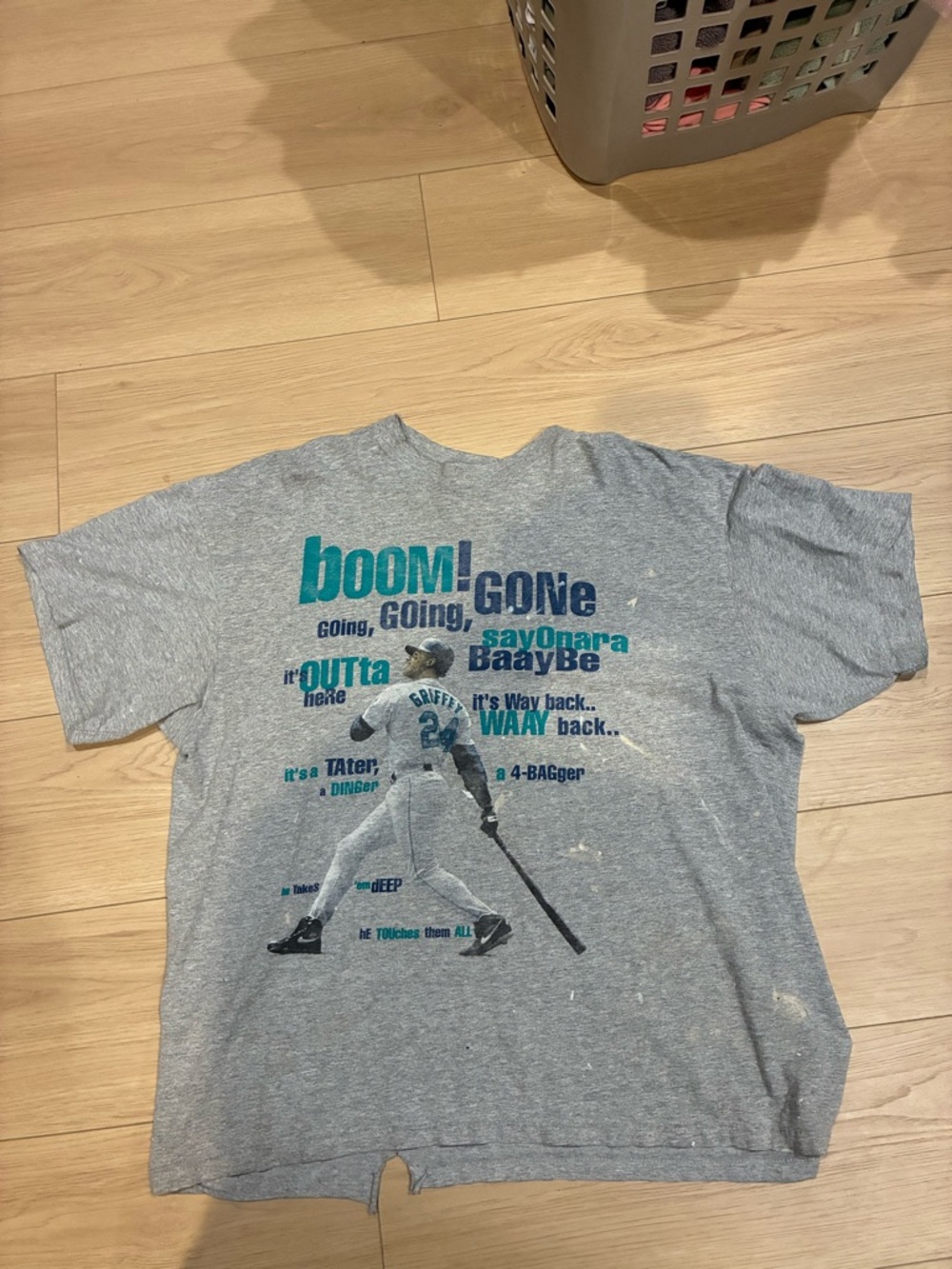 Nike Gray Graphic Baseball Tee with Teal and Navy Print Ken Griffey jr